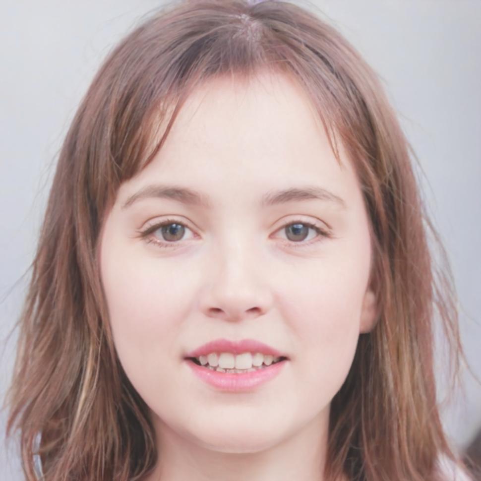 Sienna Blackwood, Lead Financial Educator at Selarivonqua